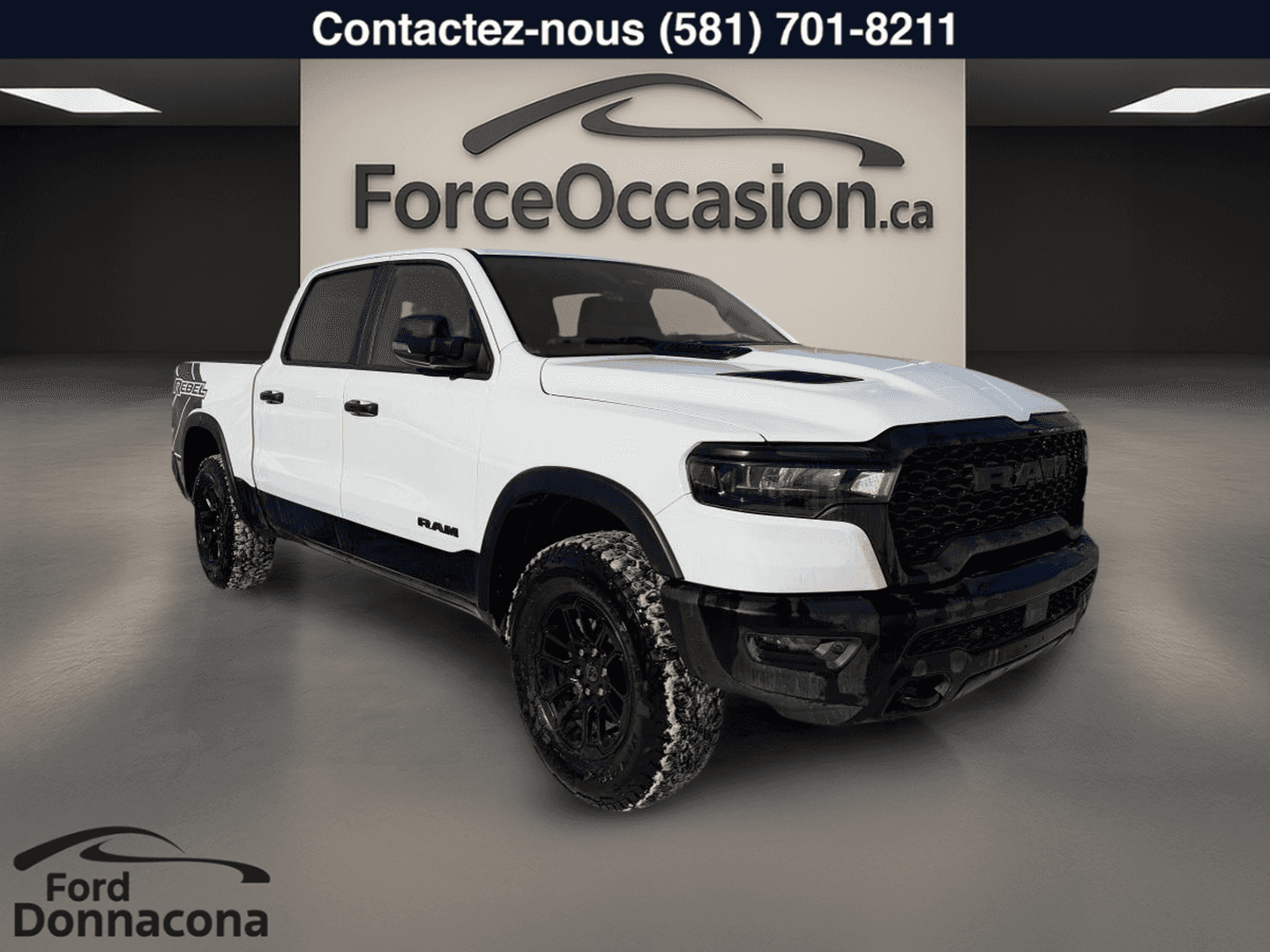 Image 3 RAM 1500 Rebel cabine d'équipe 4x4 caisse de 5 pi 7 po 2025