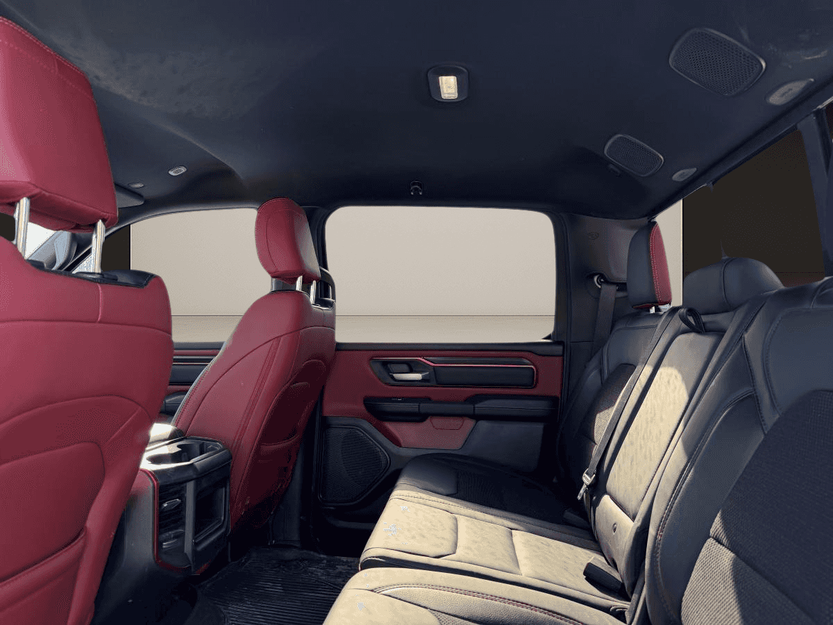 Image 7 RAM 1500 Rebel cabine d'équipe 4x4 caisse de 5 pi 7 po 2025