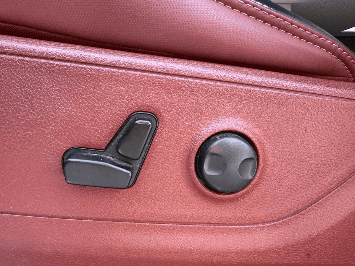 Image 9 RAM 1500 Rebel cabine d'équipe 4x4 caisse de 5 pi 7 po 2025