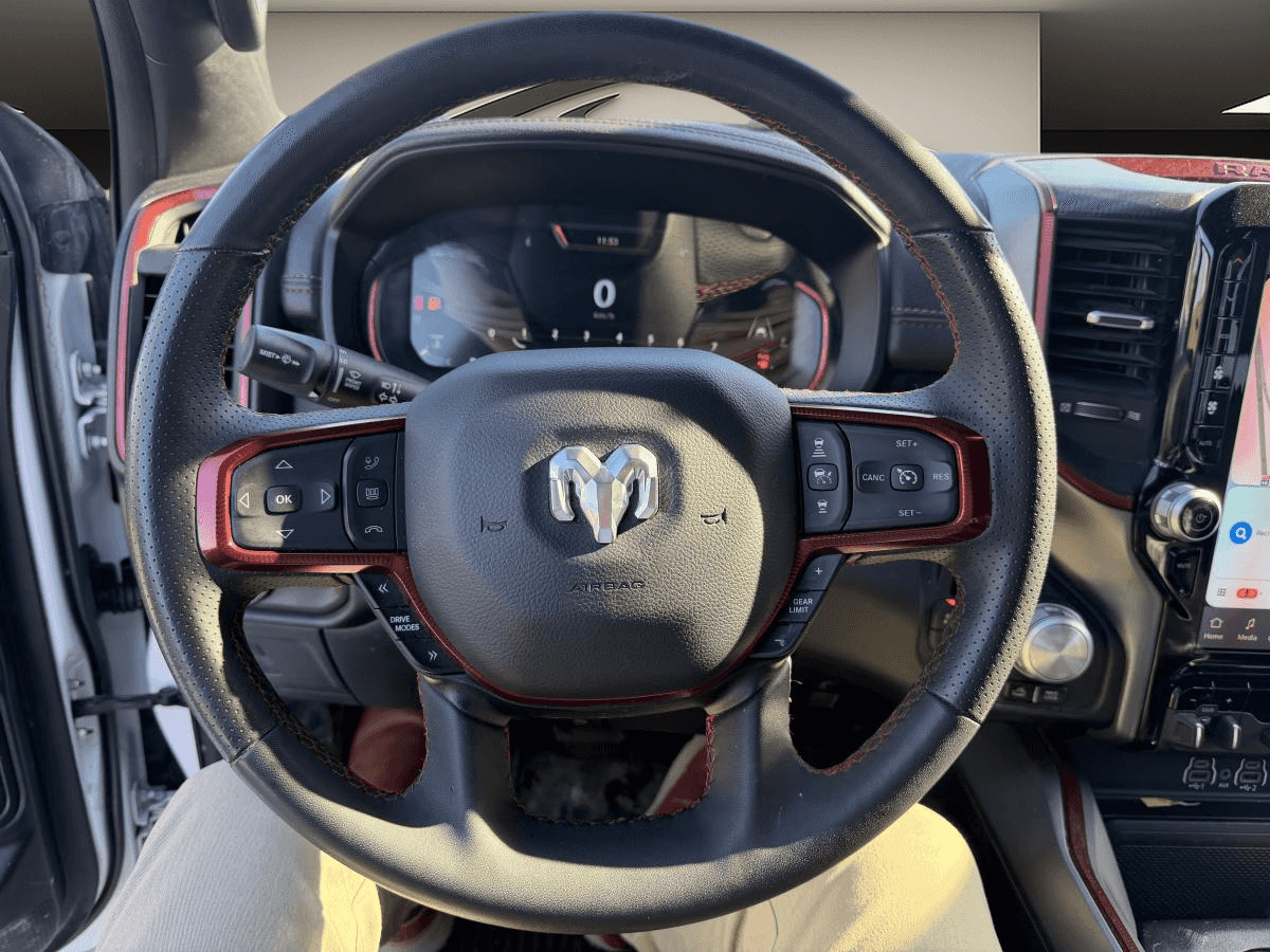 Image 10 RAM 1500 Rebel cabine d'équipe 4x4 caisse de 5 pi 7 po 2025