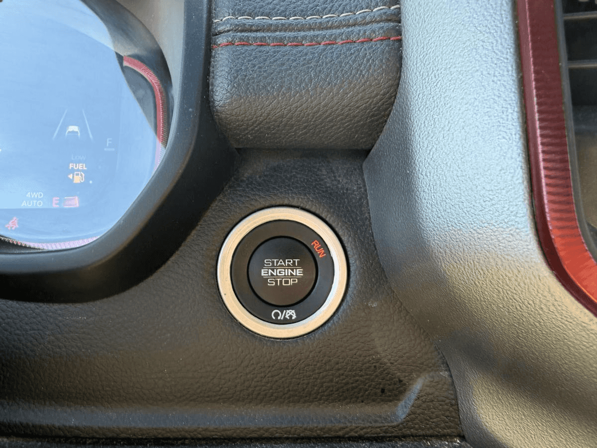 Image 14 RAM 1500 Rebel cabine d'équipe 4x4 caisse de 5 pi 7 po 2025