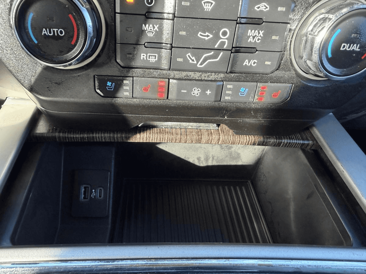 2020 Ford Super Duty F-250 SRW XLT cabine double 2RM caisse de 6,75 pi - Image 21