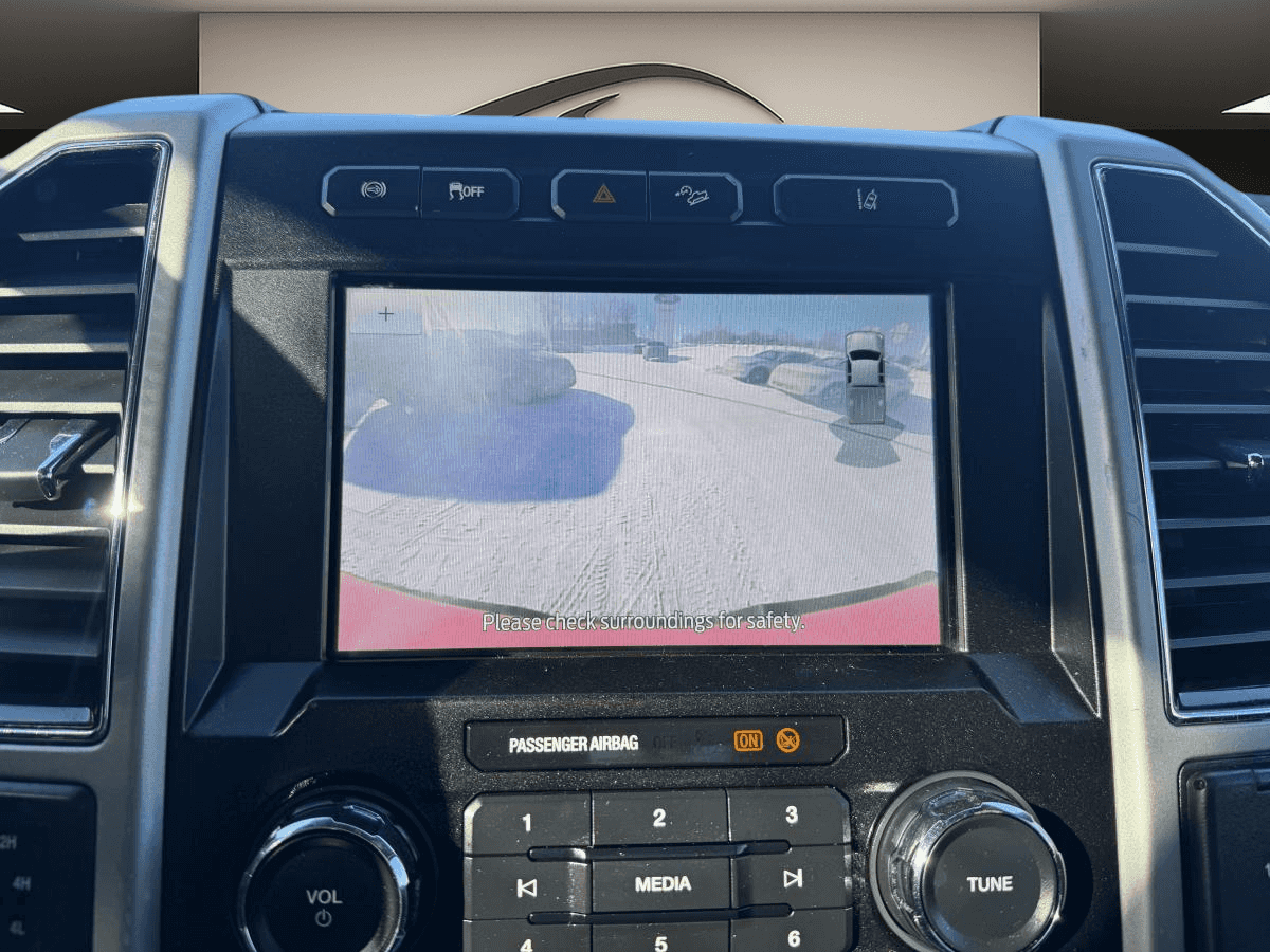 2020 Ford Super Duty F-250 SRW XLT cabine double 2RM caisse de 6,75 pi - Image 22