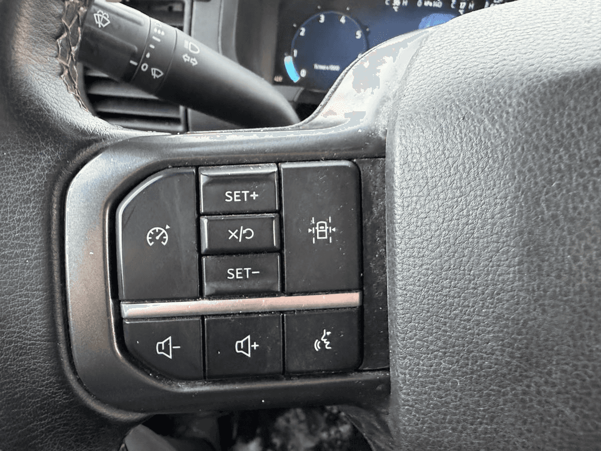 2024 Ford F-150 XLT cabine SuperCrew 4RM caisse de 5,5 pi - Image 14