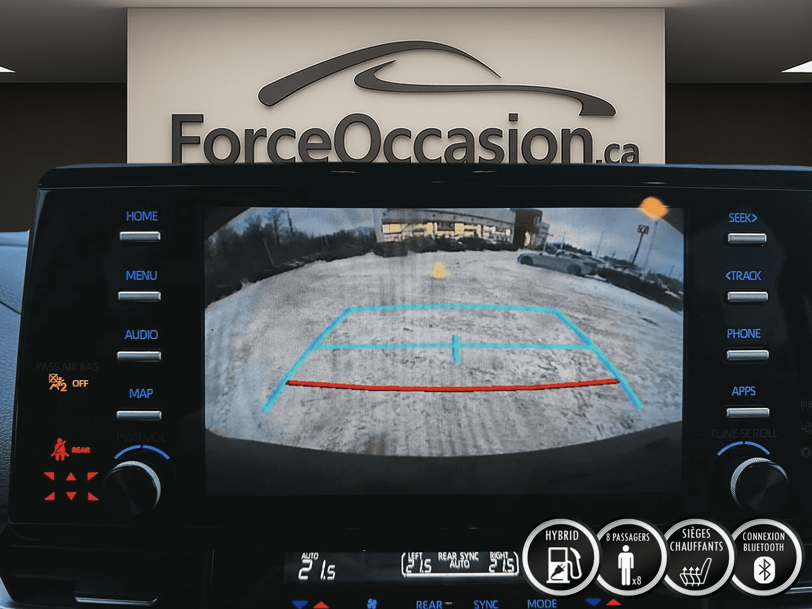 2024 Toyota Sienna XLE 8 places - Image 21