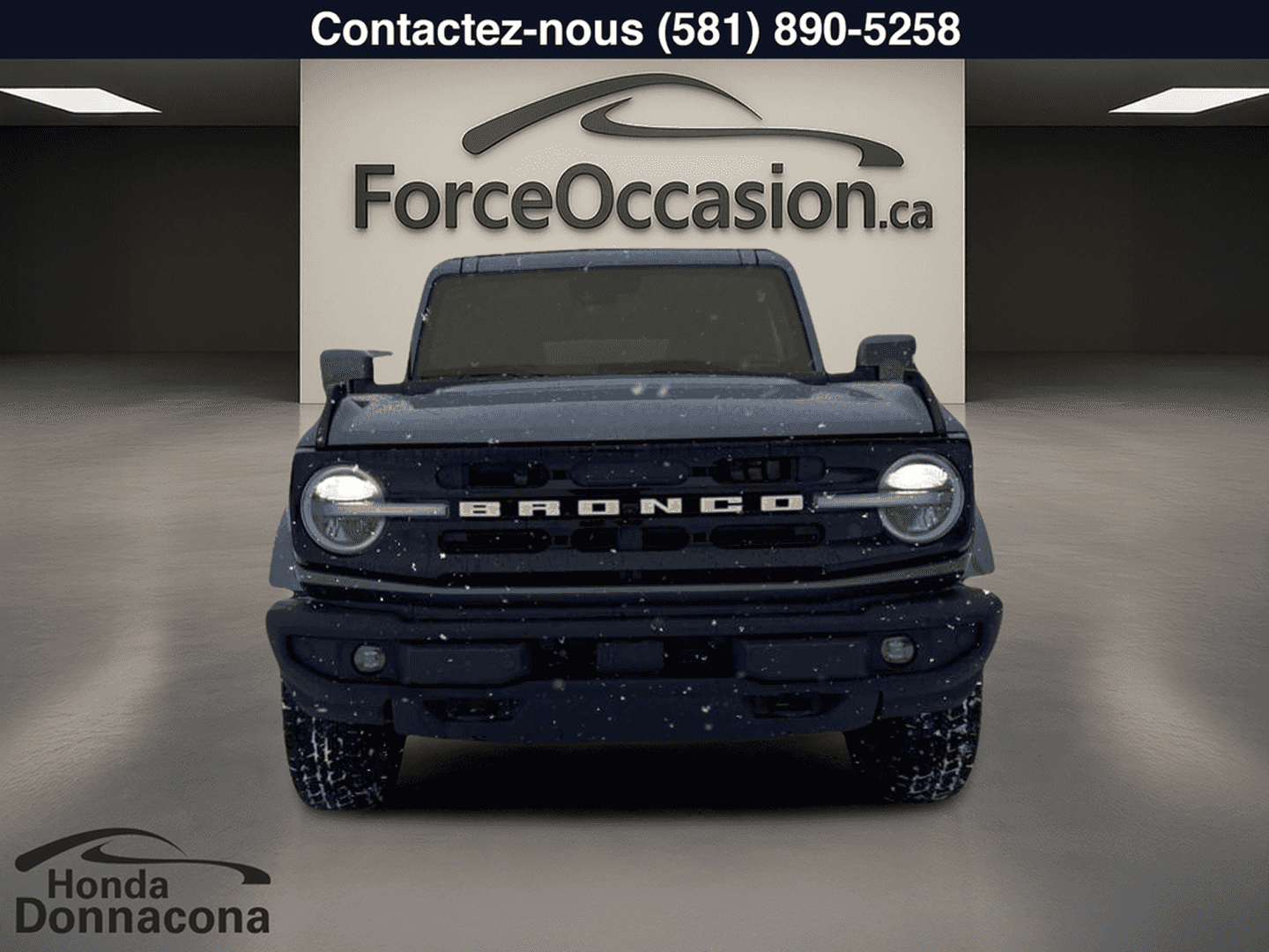 2022 Ford Bronco Outer Banks - Image 3