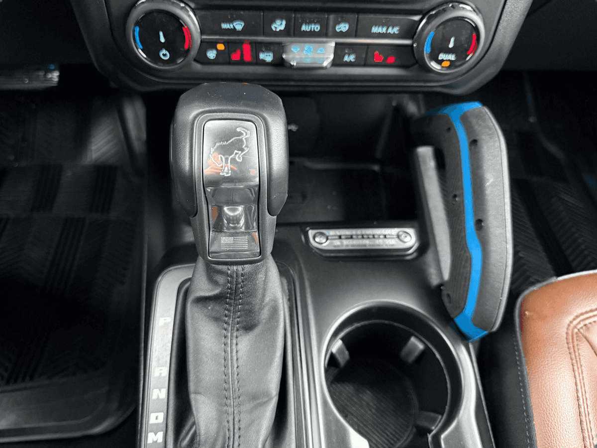 2022 Ford Bronco Outer Banks - Image 21