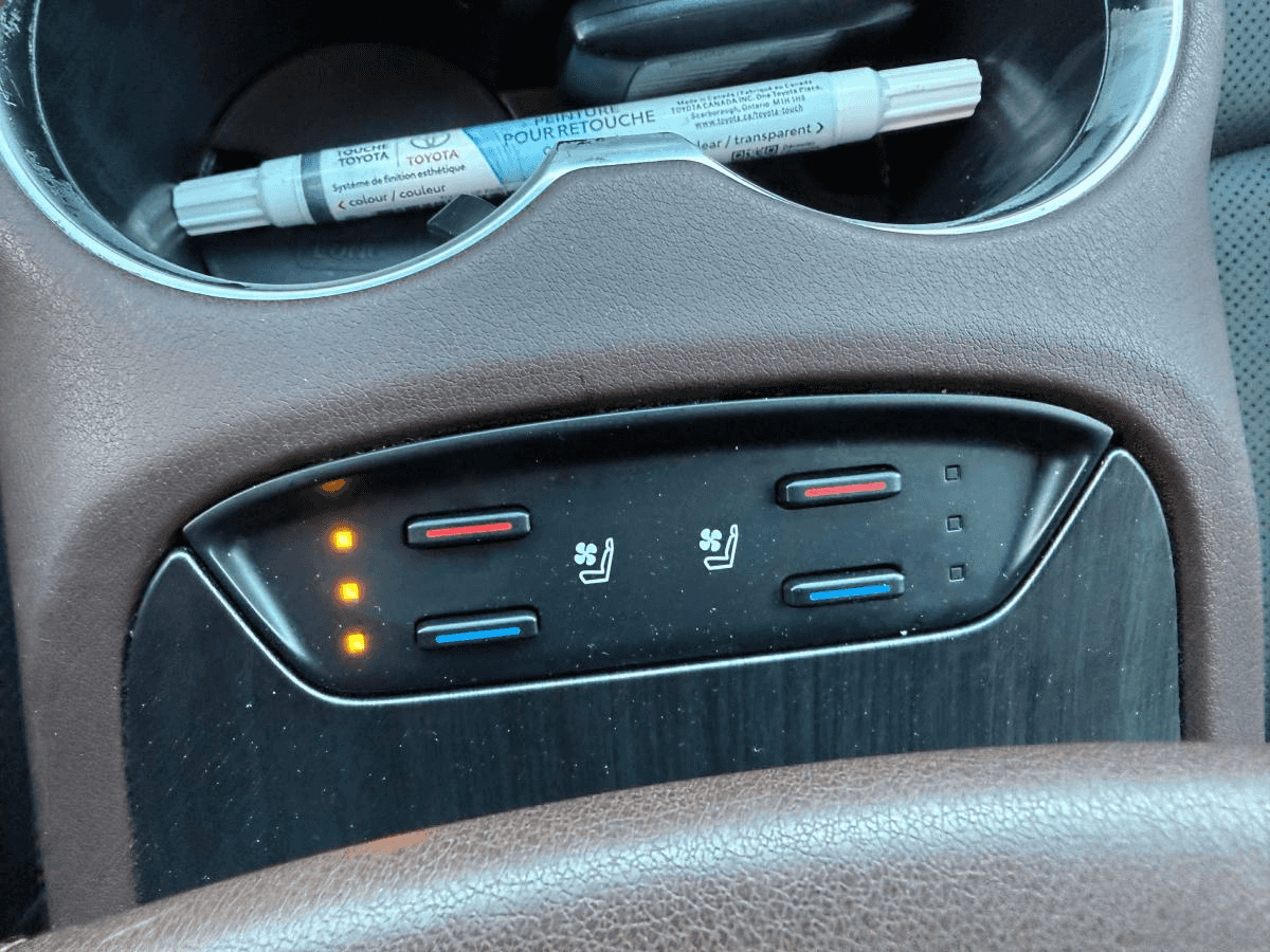 Image 17 Toyota Venza Le Ti 2021