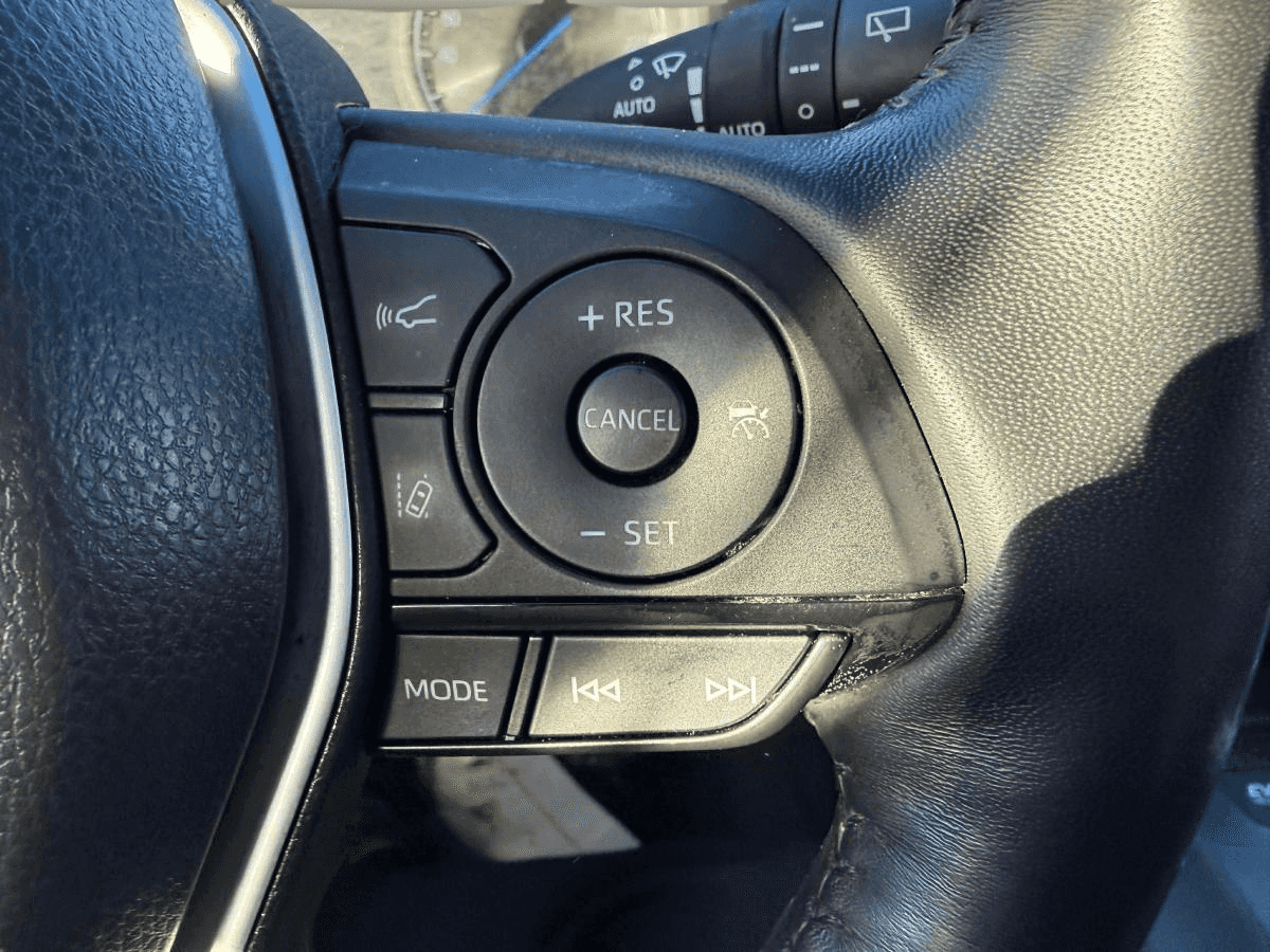 Image 23 Toyota Venza Le Ti 2021