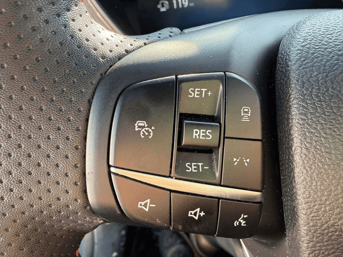 2023 Ford Escape ST-Line Elite AWD - HYBRIDE - - Image 18