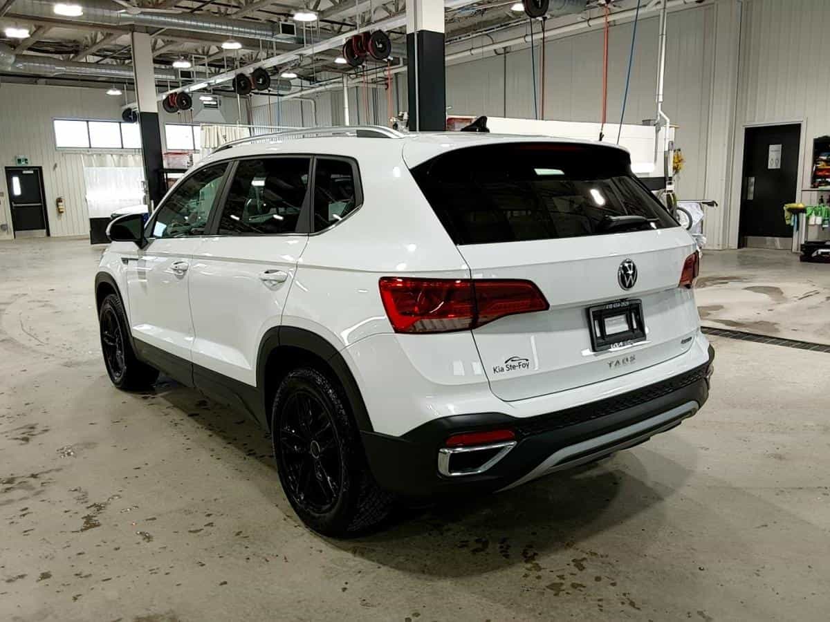 2023 Volkswagen Taos Comfortline 4Motion* Volant Chauffant* Sieges Chauffant* - Image 28