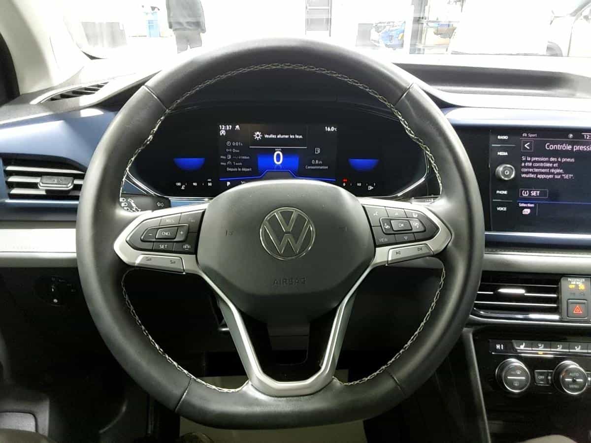 2023 Volkswagen Taos Comfortline 4Motion* Volant Chauffant* Sieges Chauffant* - Image 35