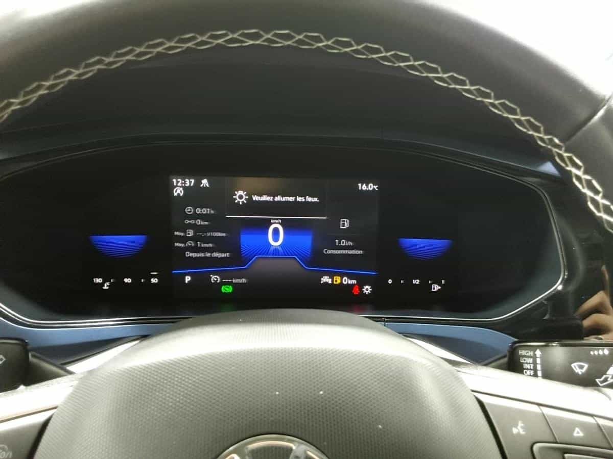 2023 Volkswagen Taos Comfortline 4Motion* Volant Chauffant* Sieges Chauffant* - Image 36