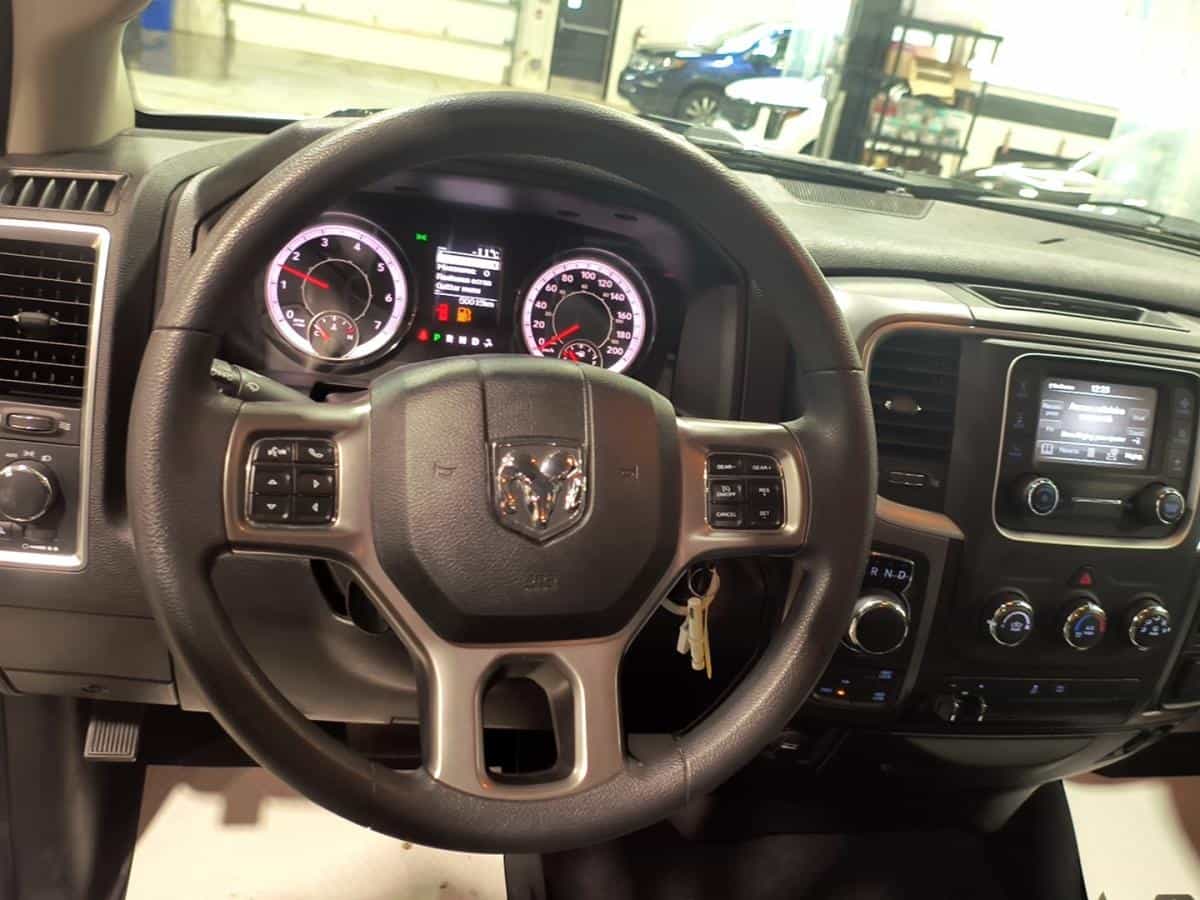 Image 11 RAM 1500 Classic Slt* Crew Cab* 4X4* V6* 6Pass* Camera* Cruise* 2023