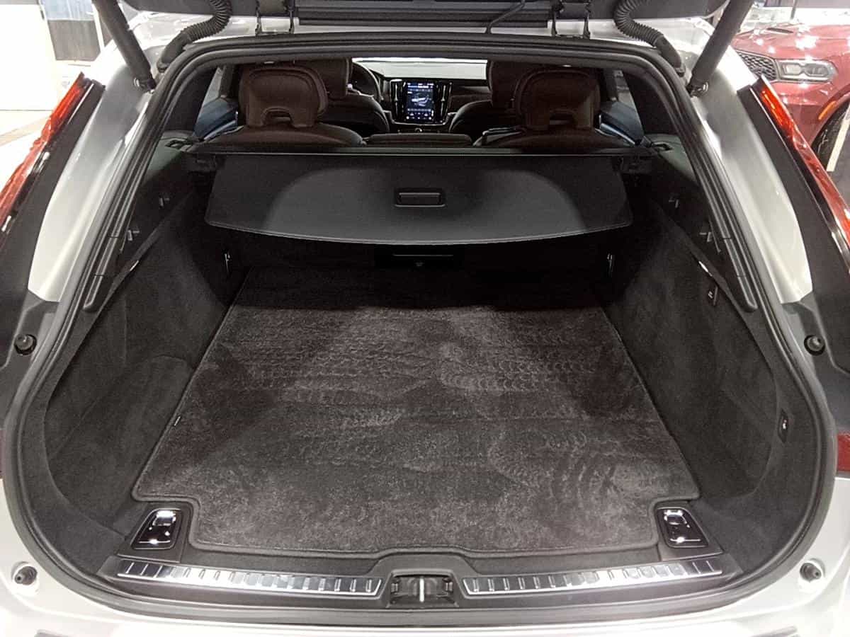 2023 Volvo V90 B6* Awd* Cuir* Gps* Toit Pano* Camera* - Image 9