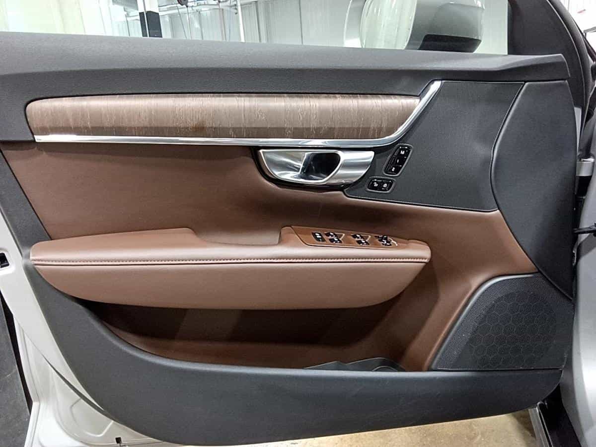 2023 Volvo V90 B6* Awd* Cuir* Gps* Toit Pano* Camera* - Image 17