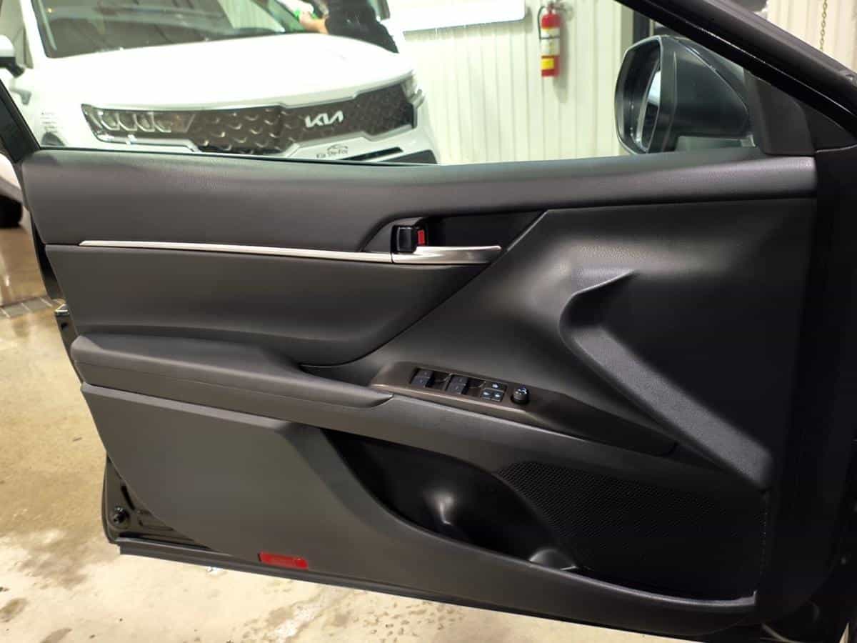 Image 15 Toyota Camry Se* Volant Chauffant* Sieges Chauffant* Camera* 2024