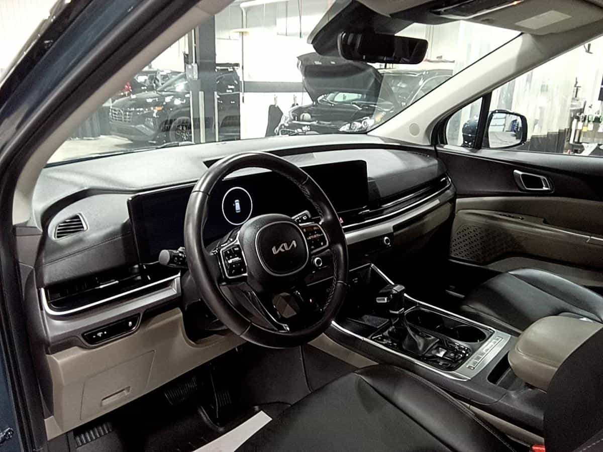 2025 Kia Carnival Ex* Sieges Chauffant* Volant Chauffant* Portes Electriques* - Image 12