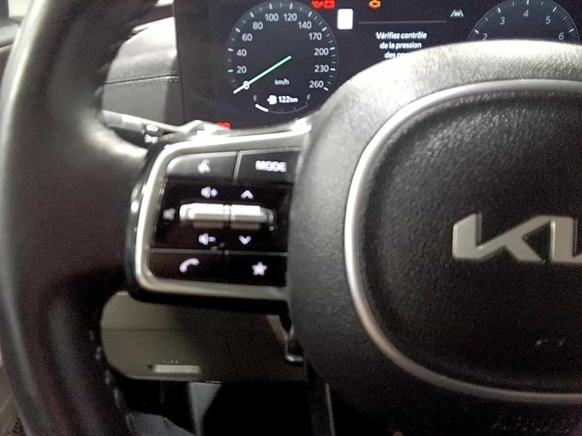 2025 Kia Carnival Ex* Sieges Chauffant* Volant Chauffant* Portes Electriques* - Image 27