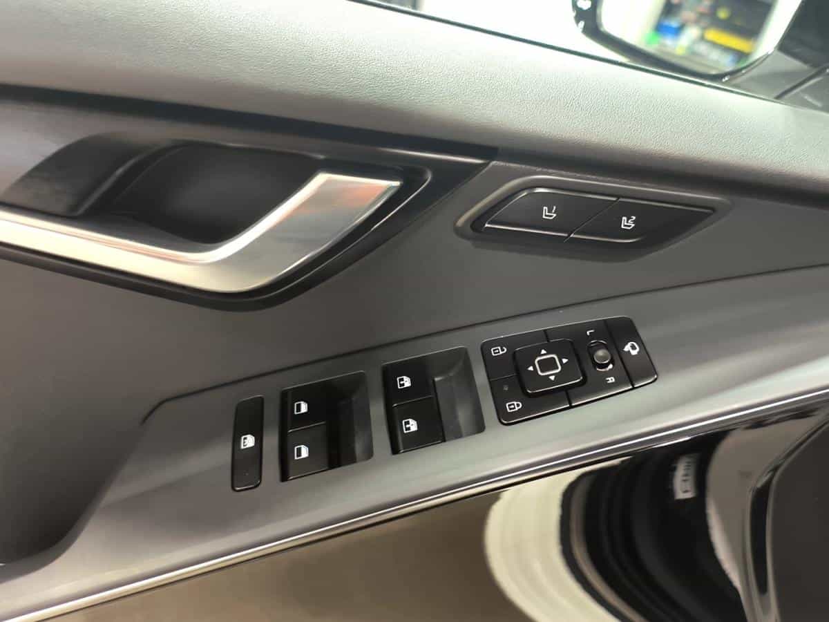 2024 Kia Niro EV Wave* Sieges Ventiles* Toit Ouvrant* Volant Chauffant* - Image 24