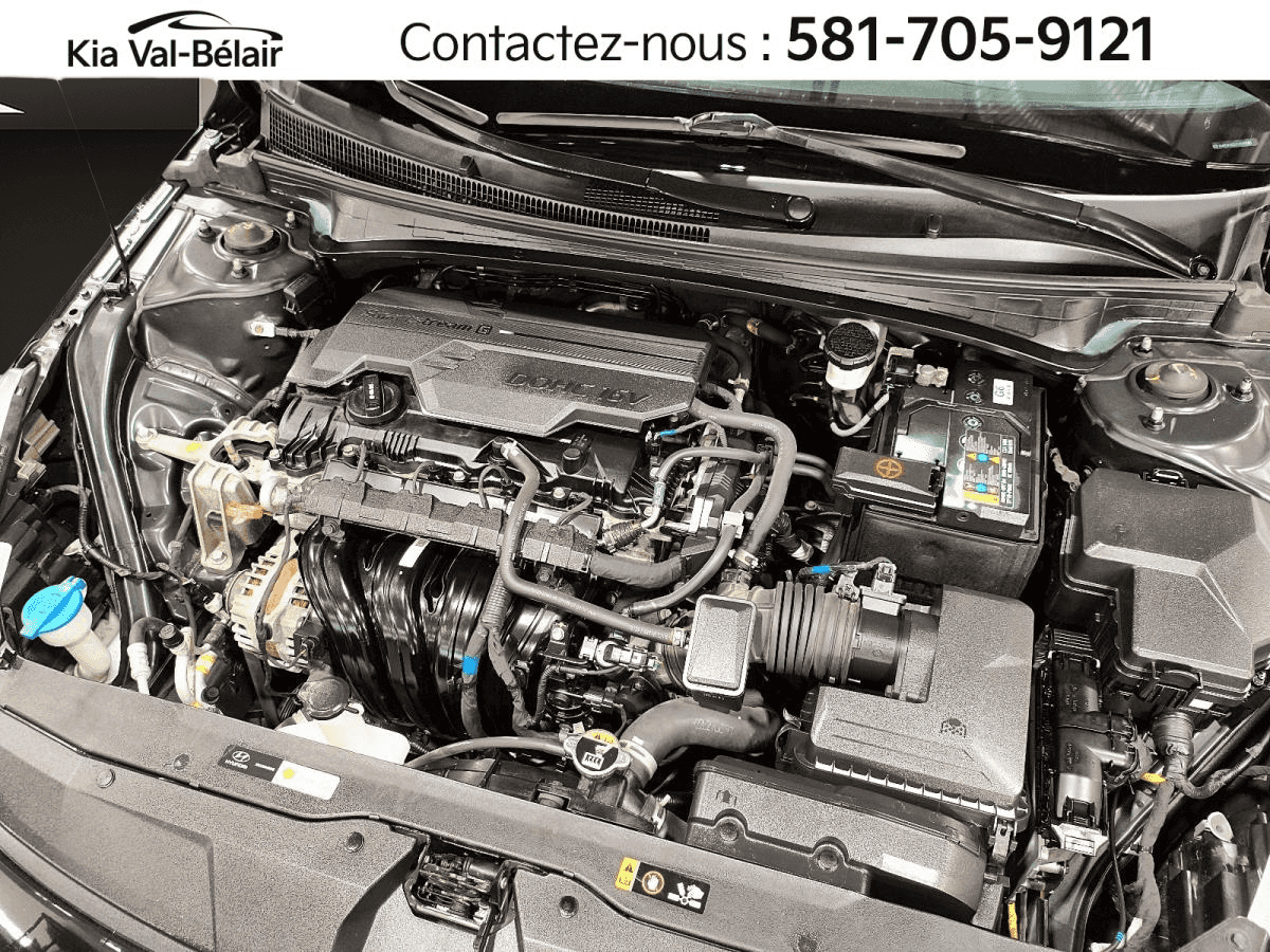 Image 3 Hyundai Elantra Preferred * Carplay * Bouton-Poussoir * Volant Chauff * 2023