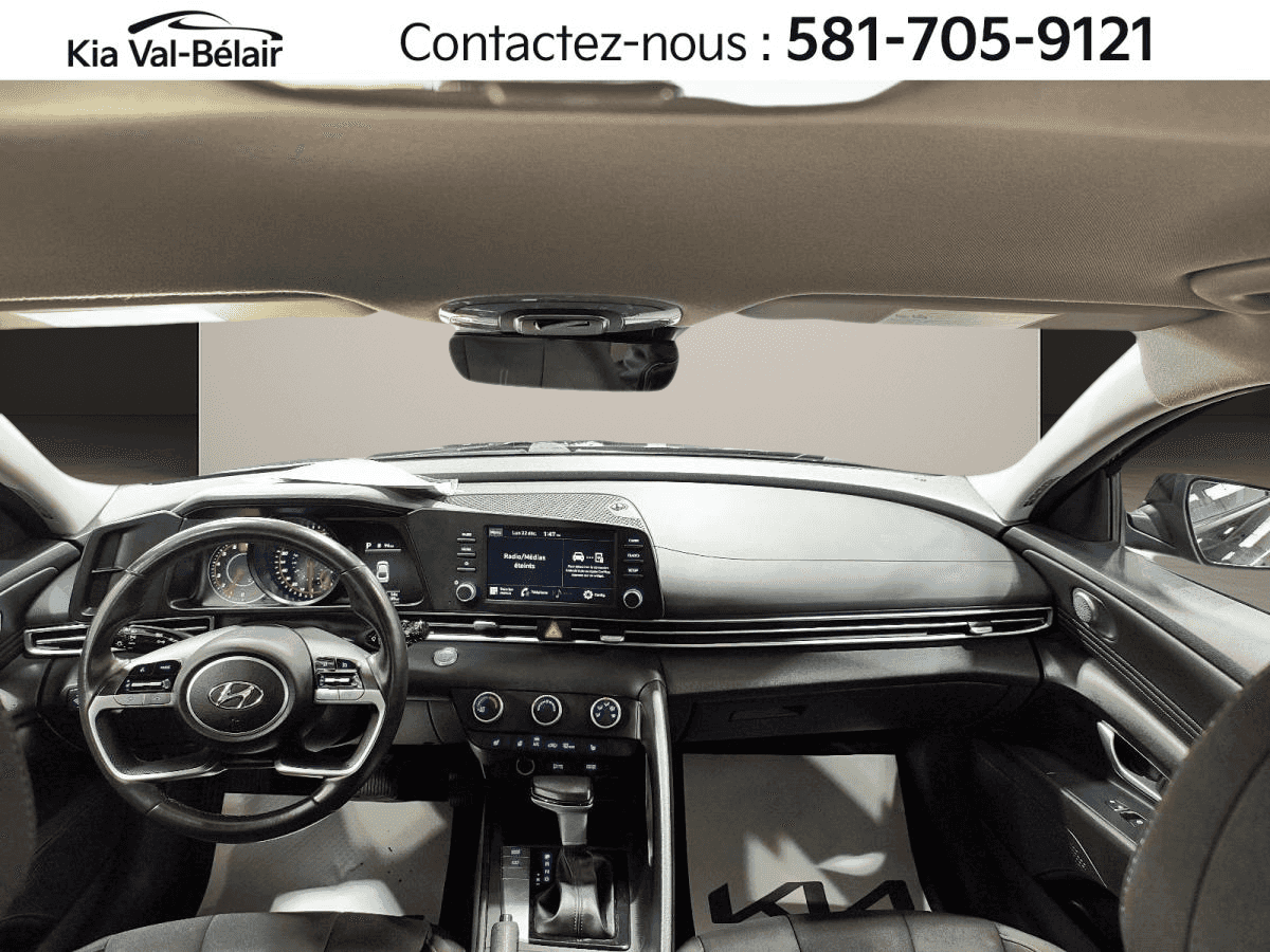 Image 6 Hyundai Elantra Preferred * Carplay * Bouton-Poussoir * Volant Chauff * 2023