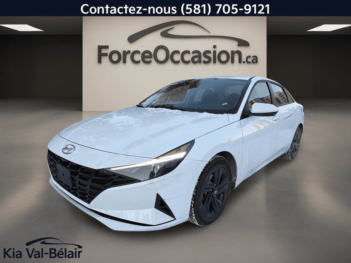 2023 Hyundai Elantra Preferred * Carplay * Bouton-Poussoir * Volant Chauff * - Image 1