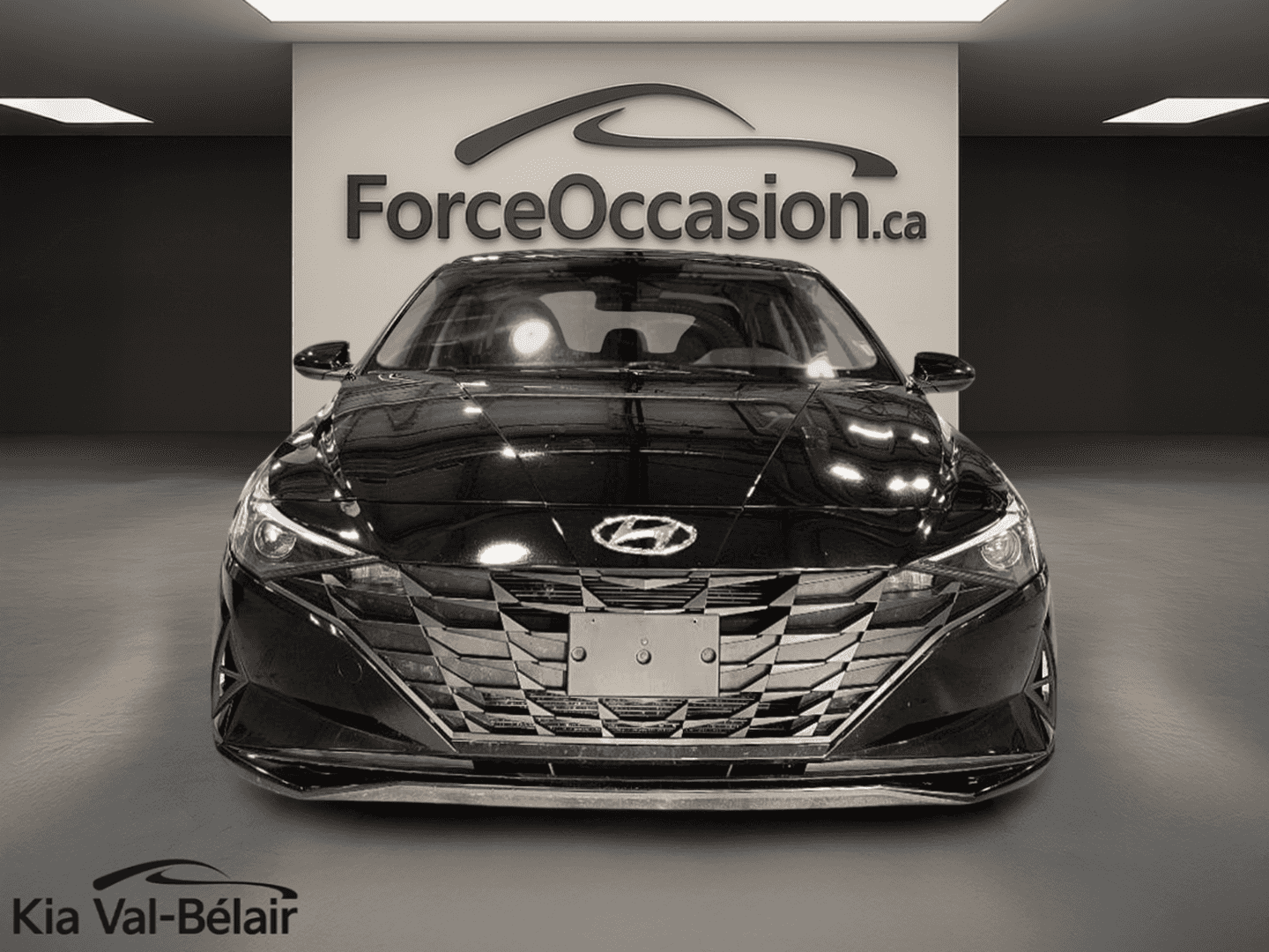 Image 2 Hyundai Elantra Preferred * Carplay * Bouton-Poussoir * Volant Chauff * 2023