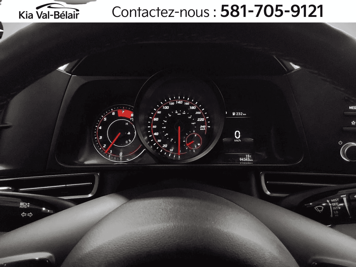 2023 Hyundai Elantra Preferred * Carplay * Bouton-Poussoir * Volant Chauff * - Image 13