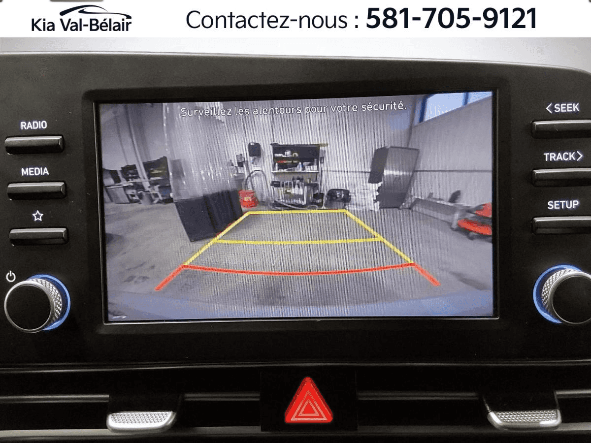 Image 20 Hyundai Elantra Preferred * Carplay * Bouton-Poussoir * Volant Chauff * 2023