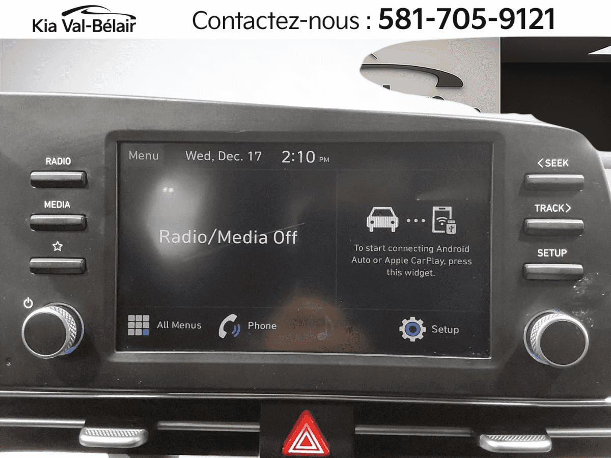 2023 Hyundai Elantra Preferred * Carplay * Bouton-Poussoir * Volant Chauff * - Image 18