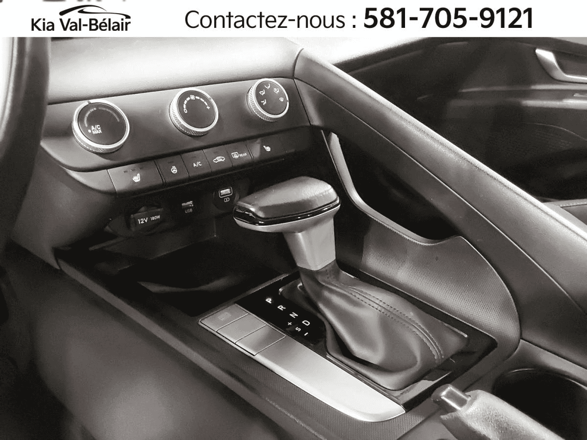 Image 21 Hyundai Elantra Preferred * Carplay * Bouton-Poussoir * Volant Chauff * 2023