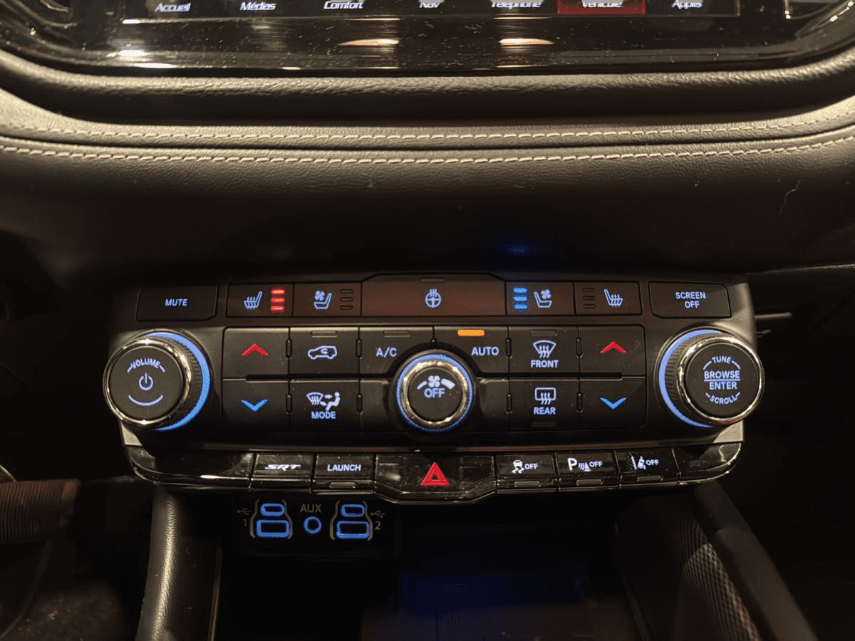 2023 Dodge Durango Srt 392 Plus *Awd *V8 *6.4L Hemi *475Hp *Toit *Int.cuir Rouge - Image 20