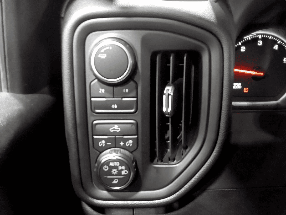 Image 19 Chevrolet Silverado 2500 HD Custom *4X4 *V8 *401Hp *Caméra *Carplay *Sièges Chauff 2023