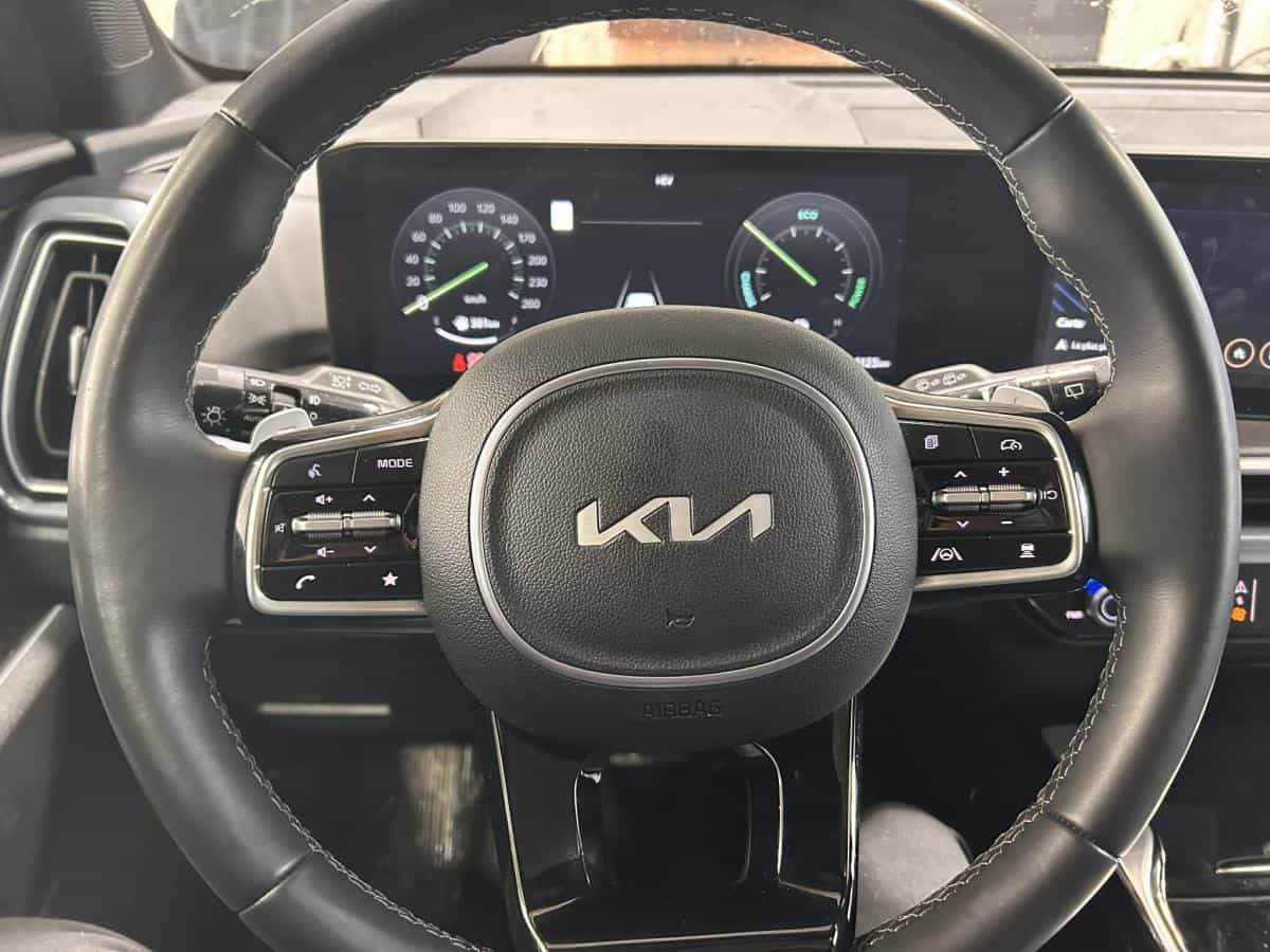Image 8 Kia Sorento PHEV Sx* Awd* 6Pass* Cuir* Toit Pano* Gps* 2025