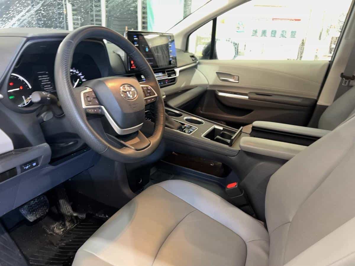 Image 10 Toyota Sienna Le* 8Pass* Cuir* Toit* Volant Chauffant* Bizone* 2023