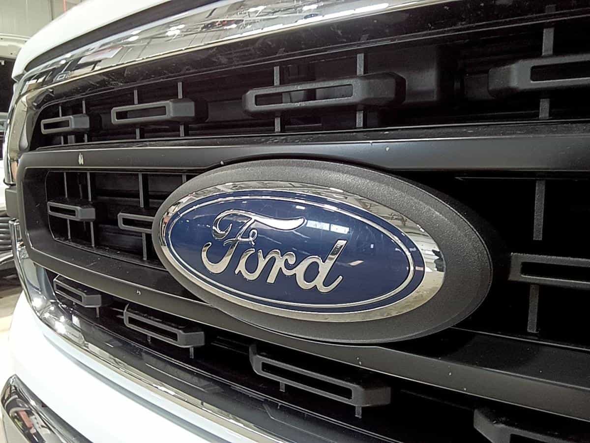 2022 Ford F-150 Xlt* 4X4* V6* Supercrew* - Image 11