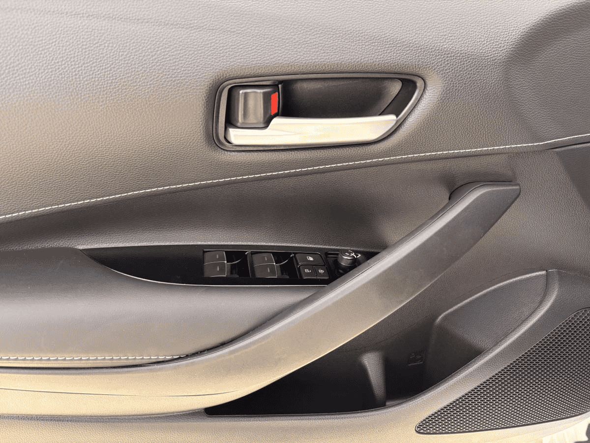 Image 24 Toyota Corolla Hatchback Cvt *A/C *Cruise *Caméra *Carplay *Bouton-Poussoir 2025