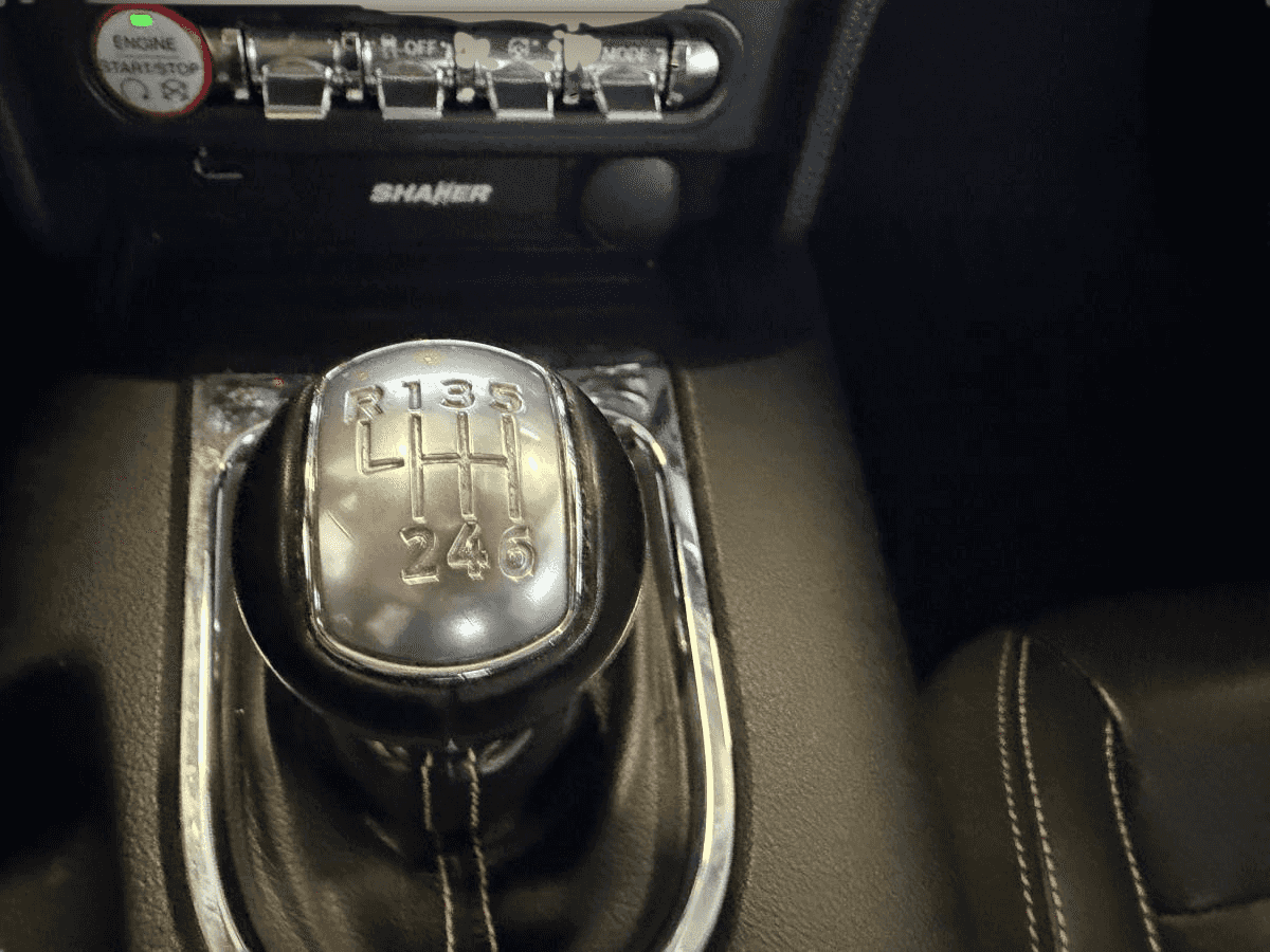 2017 Ford Mustang GT haut niveau cabriolet 2 portes - Image 21