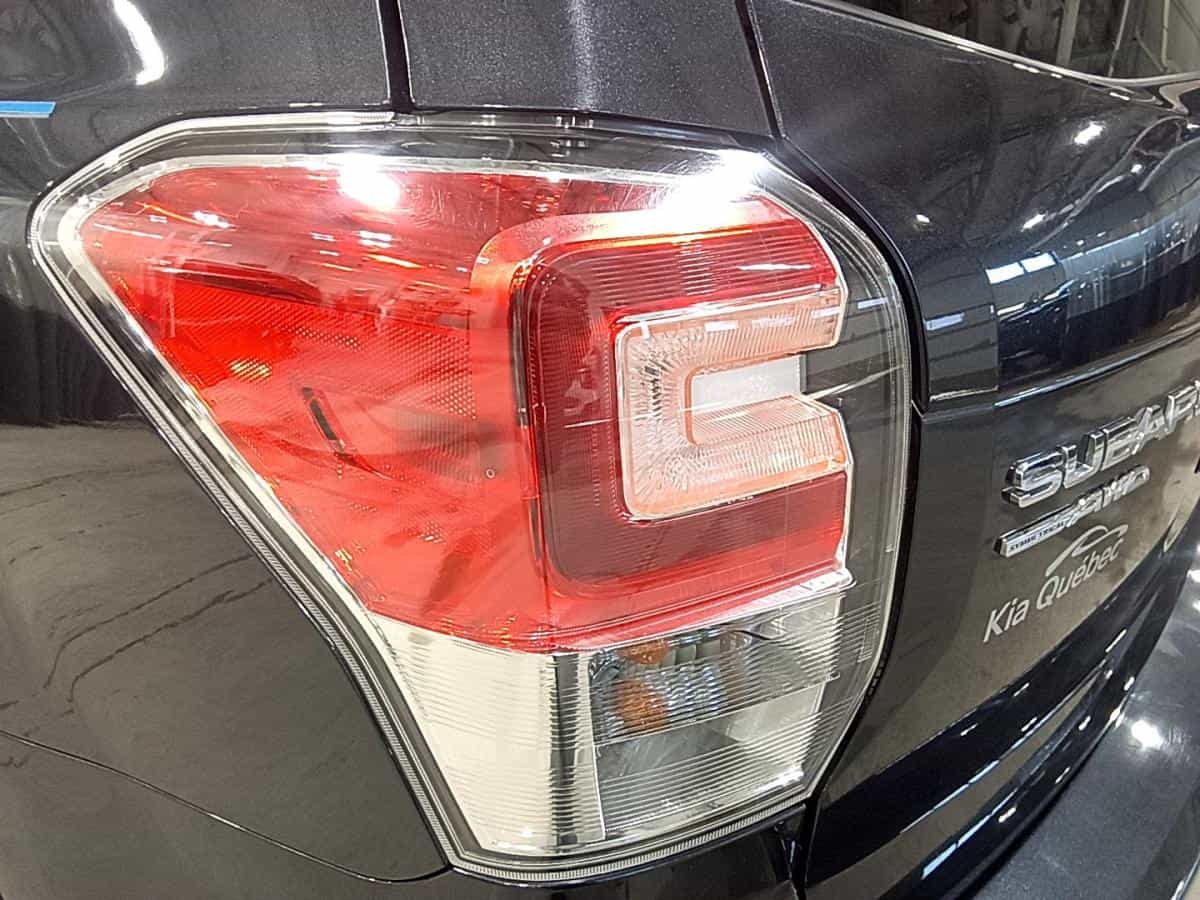 Image 12 Subaru Forester 2.5i Touring *AWD *TOIT *SIÈGES CHAUFFANTS *BLUETOOTH *A/C 2017