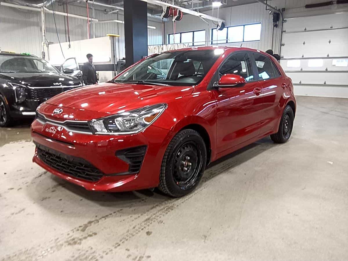 2022 Kia Rio5 Lx+* Sieges Chauffant* Camera* Bluetooth* - Image 1