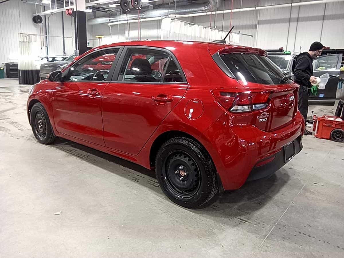 2022 Kia Rio5 Lx+* Sieges Chauffant* Camera* Bluetooth* - Image 2