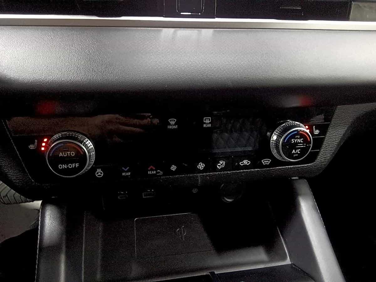 2024 Mitsubishi Outlander Sel S-Awc *Cruise *Carplay *Bluetooth *A/C - Image 30