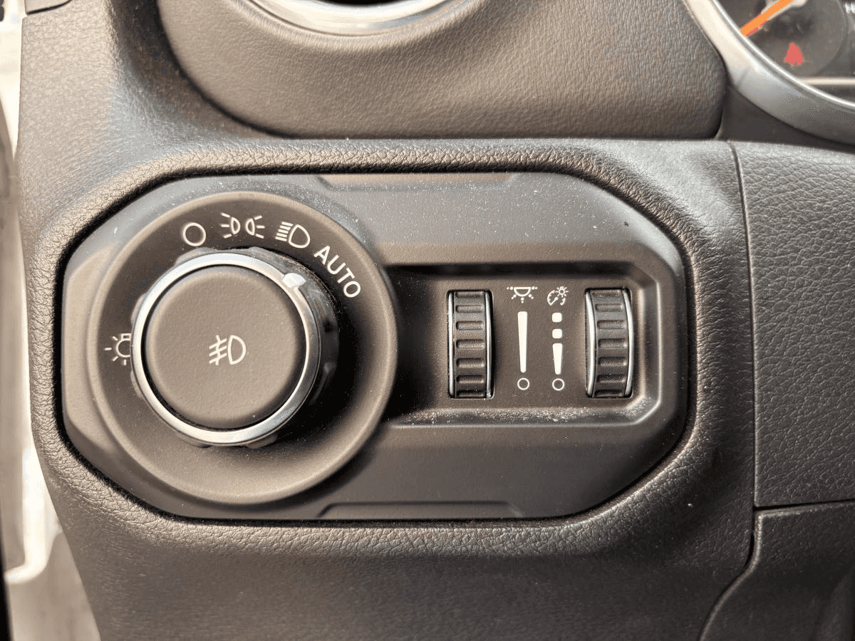 2018 Jeep Wrangler Sahara *4X4 *V6 *285Hp *Caméra *Carplay *Bouton-Poussoir - Image 21