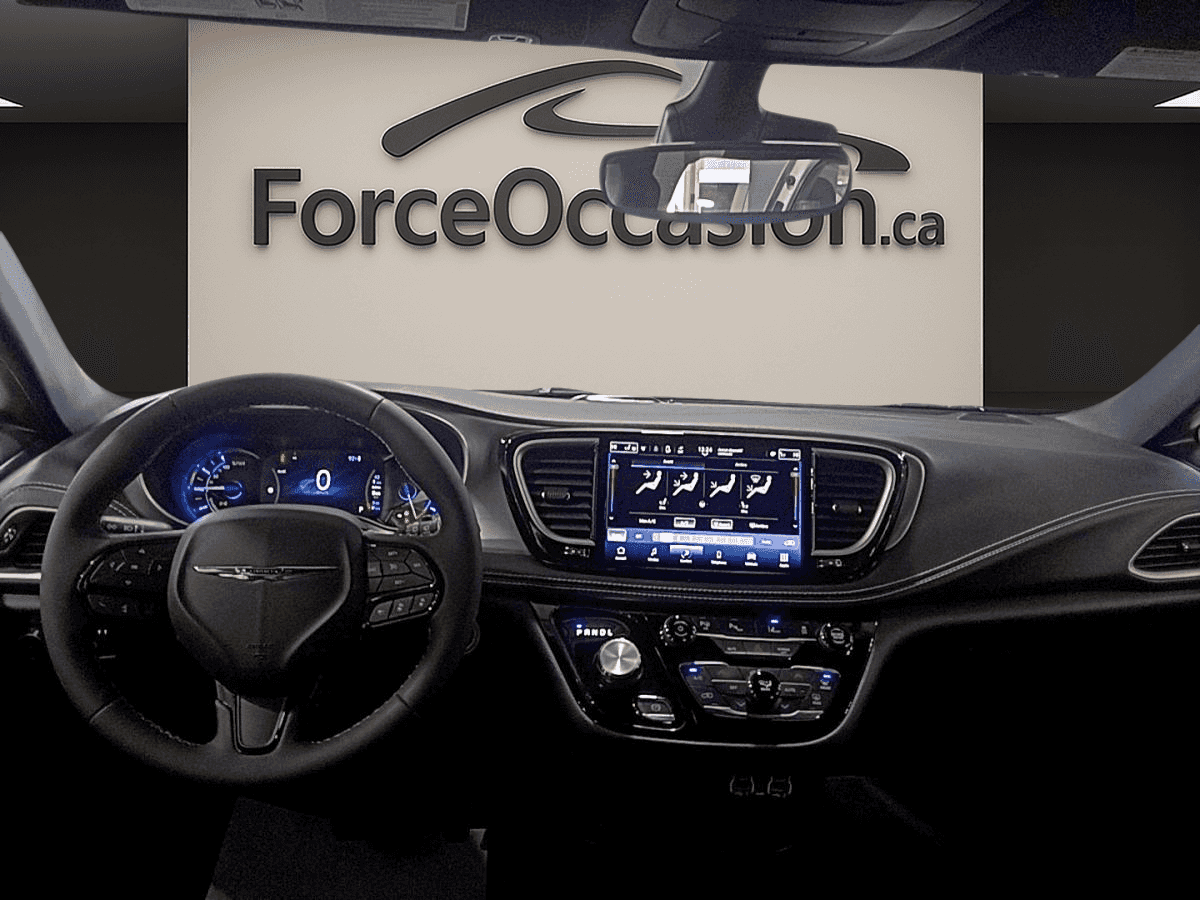 2023 Chrysler Pacifica Touring L* Sieges Chauffant* Volant Chauffant* 7 Pass* - Image 20