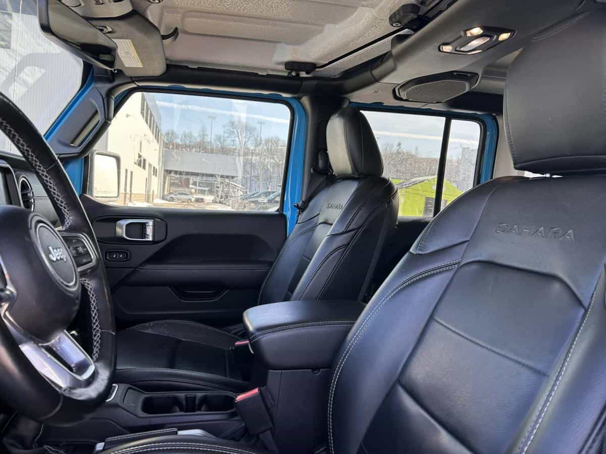 2021 Jeep Wrangler Unlimited Sahara* 4X4* Gps* Cuir* Volant Chauffant* - Image 7