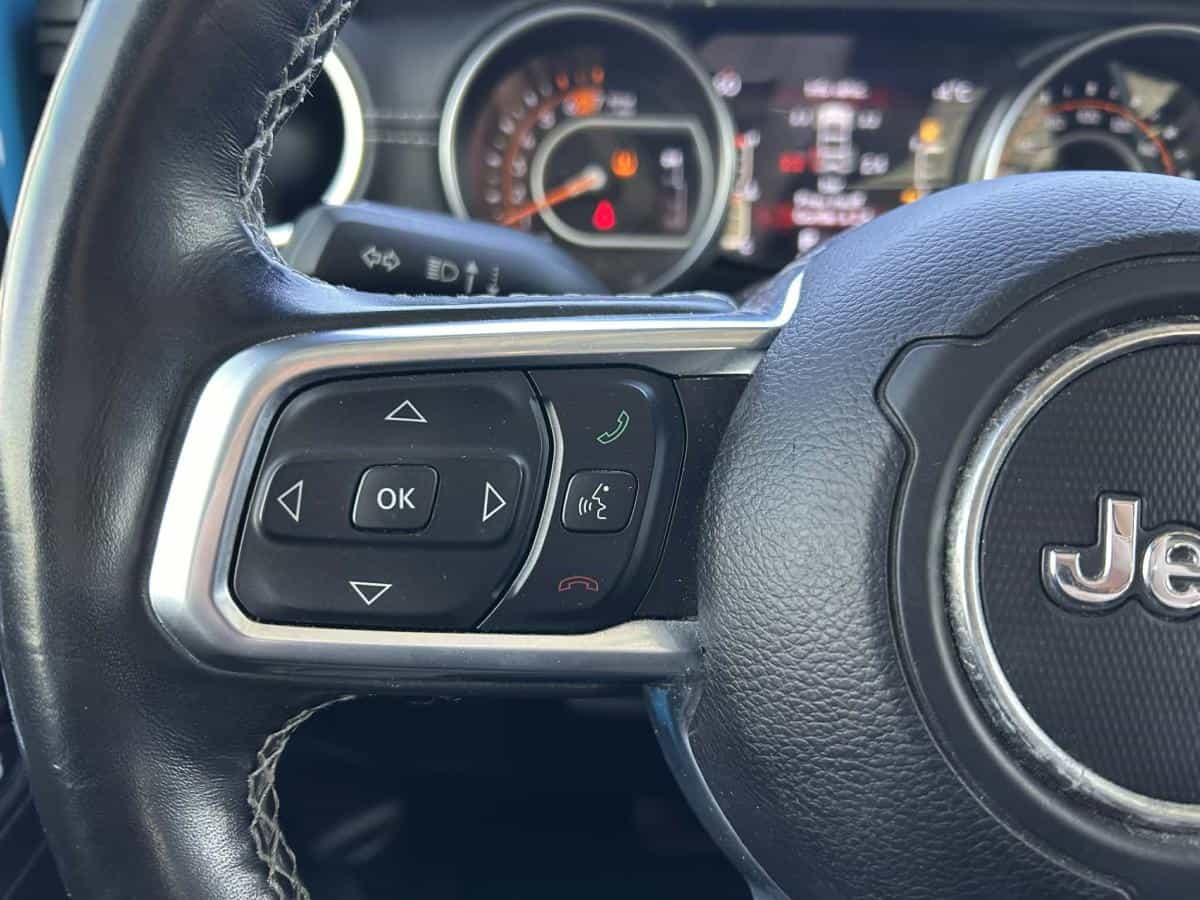 2021 Jeep Wrangler Unlimited Sahara* 4X4* Gps* Cuir* Volant Chauffant* - Image 10