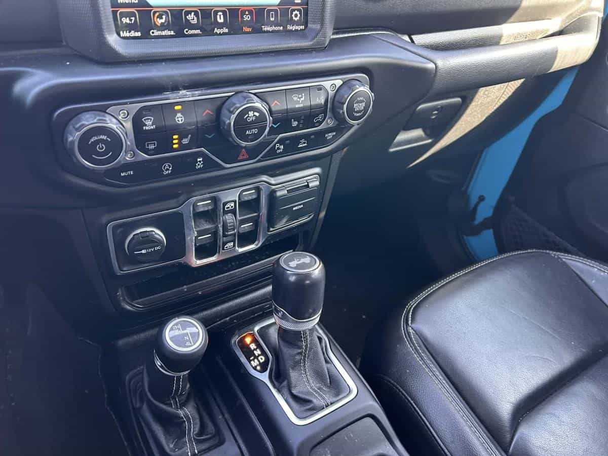 2021 Jeep Wrangler Unlimited Sahara* 4X4* Gps* Cuir* Volant Chauffant* - Image 16