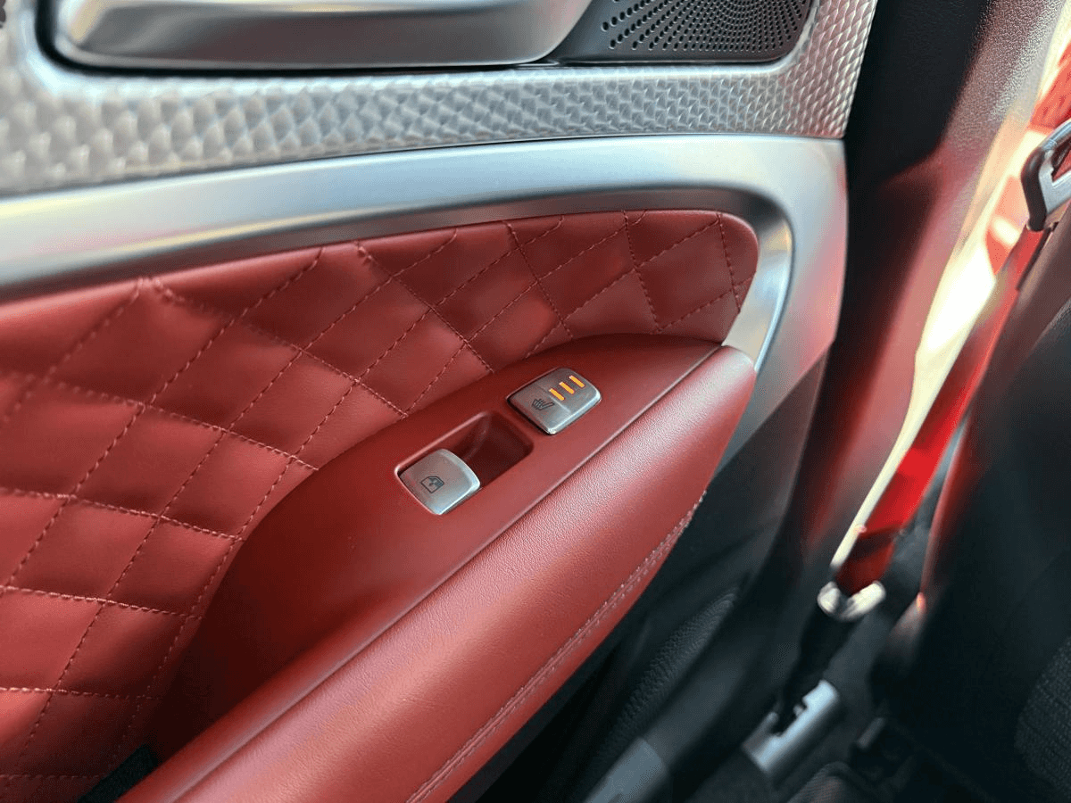 Image 21 Genesis G70 3.3T Sport Ti * 365Hp * Cuir * Toit * Gps * Lexicon® 2023