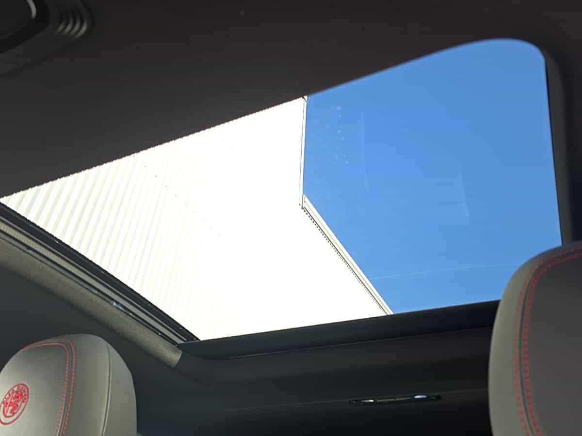 Image 32 Alfa Romeo Tonale Veloce *AWD *TURBO *CARPLAY *TOIT *CUIR *GPS *BIZONE 2024